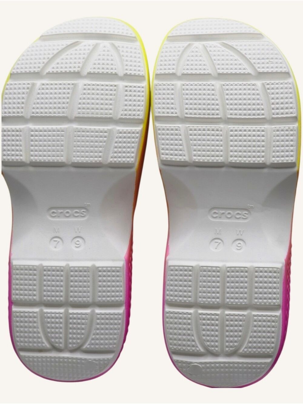 NWT Crocs x Care Bears Stomp Slides W9 Rainbow Platform Charms - Picture 8 of 11
